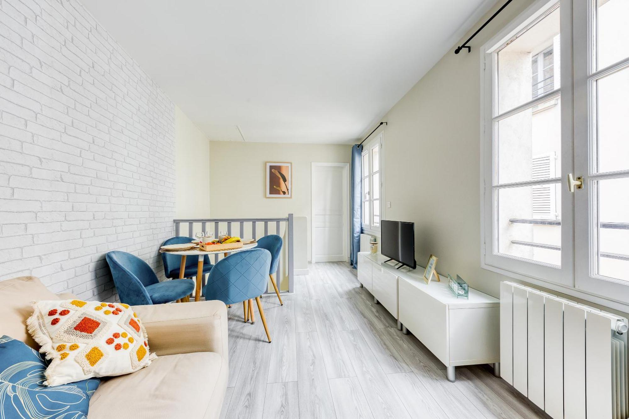 Le Duplex Du Cocon De Версал Екстериор снимка