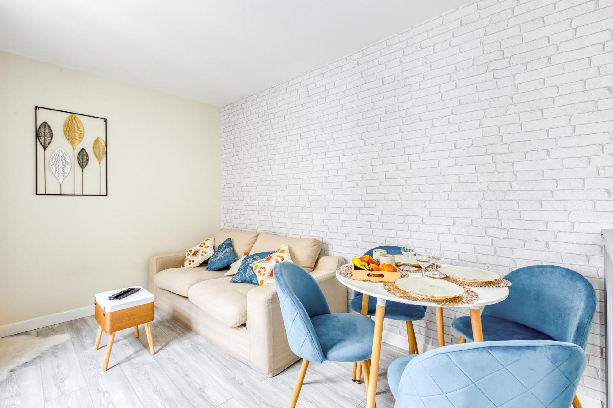 Le Duplex Du Cocon De Версал Екстериор снимка